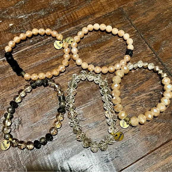 Erimish 5 stack bracelets - Picture 2 of 2